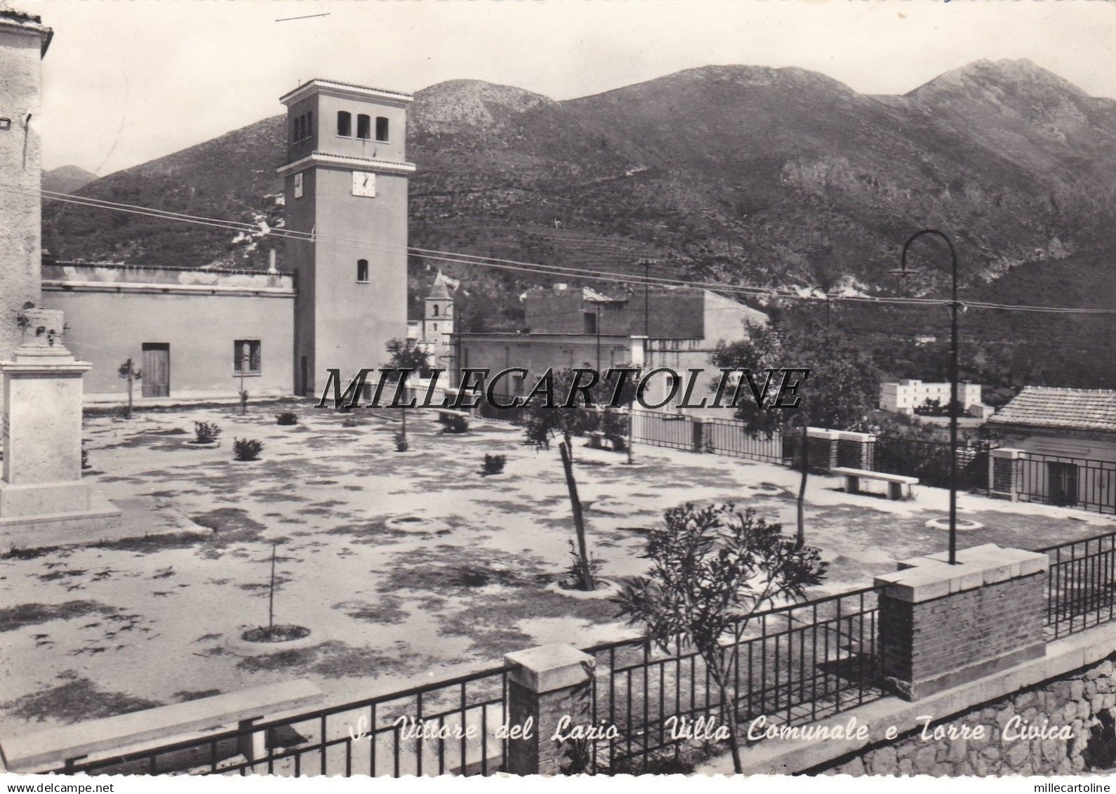 S. VITTORE NEL LAZIO: Villa Comunale e Torre Civica    1961
