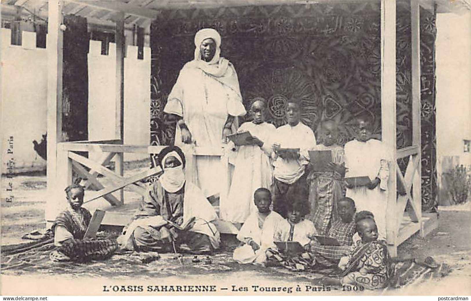 SAHARA - Les Touaregs à Paris - Exposition ethnographique L'Oasis Saharienne en 1919 - Ed. E. le Deley