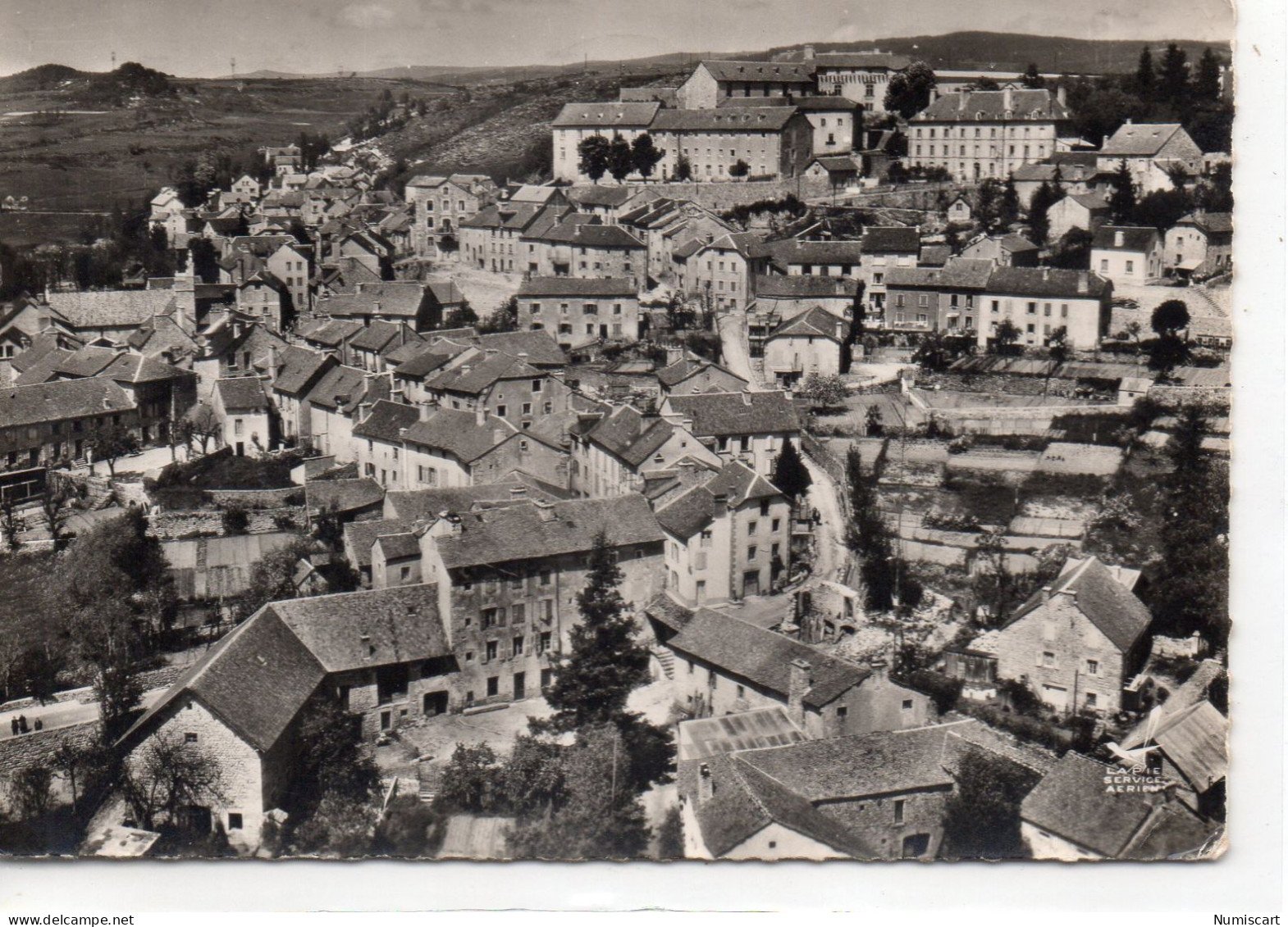 Saint-Alban-sur-Limagnole belle vue aérienne du Village