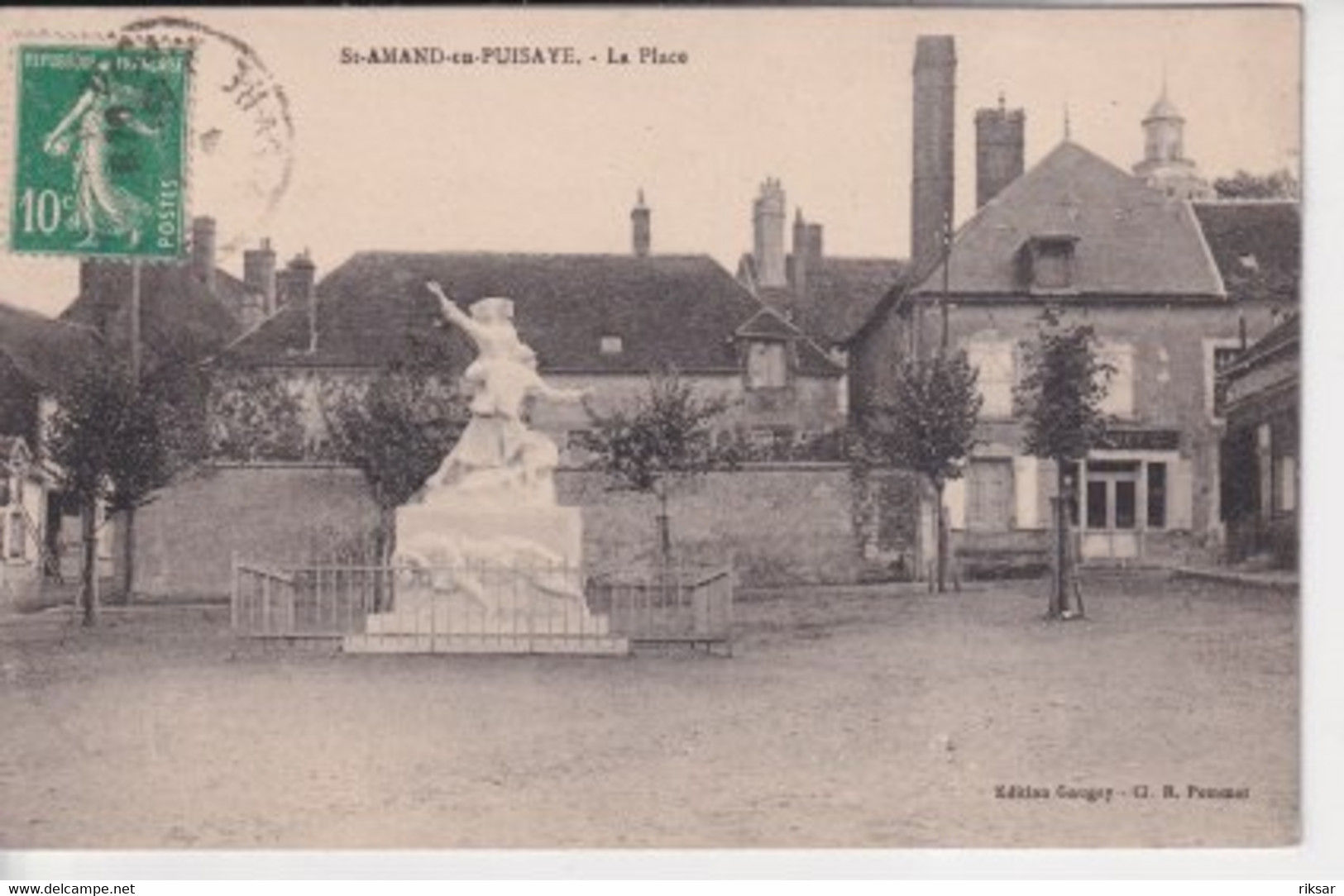 SAINT AMAND EN PUISAYE