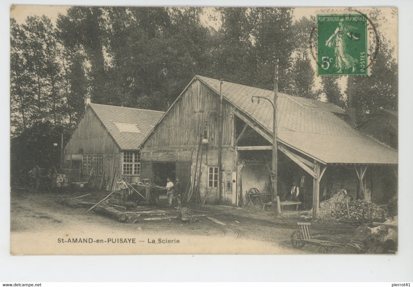 SAINT AMAND EN PUISAYE - La Scierie