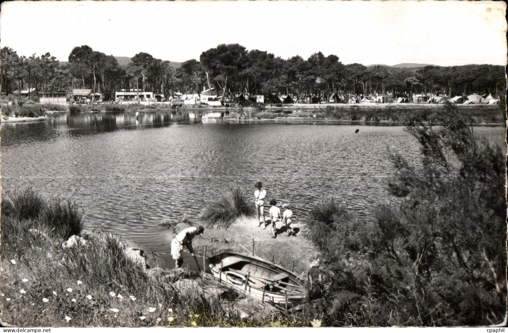 Saint Aygulf - Le Camping - CPA
