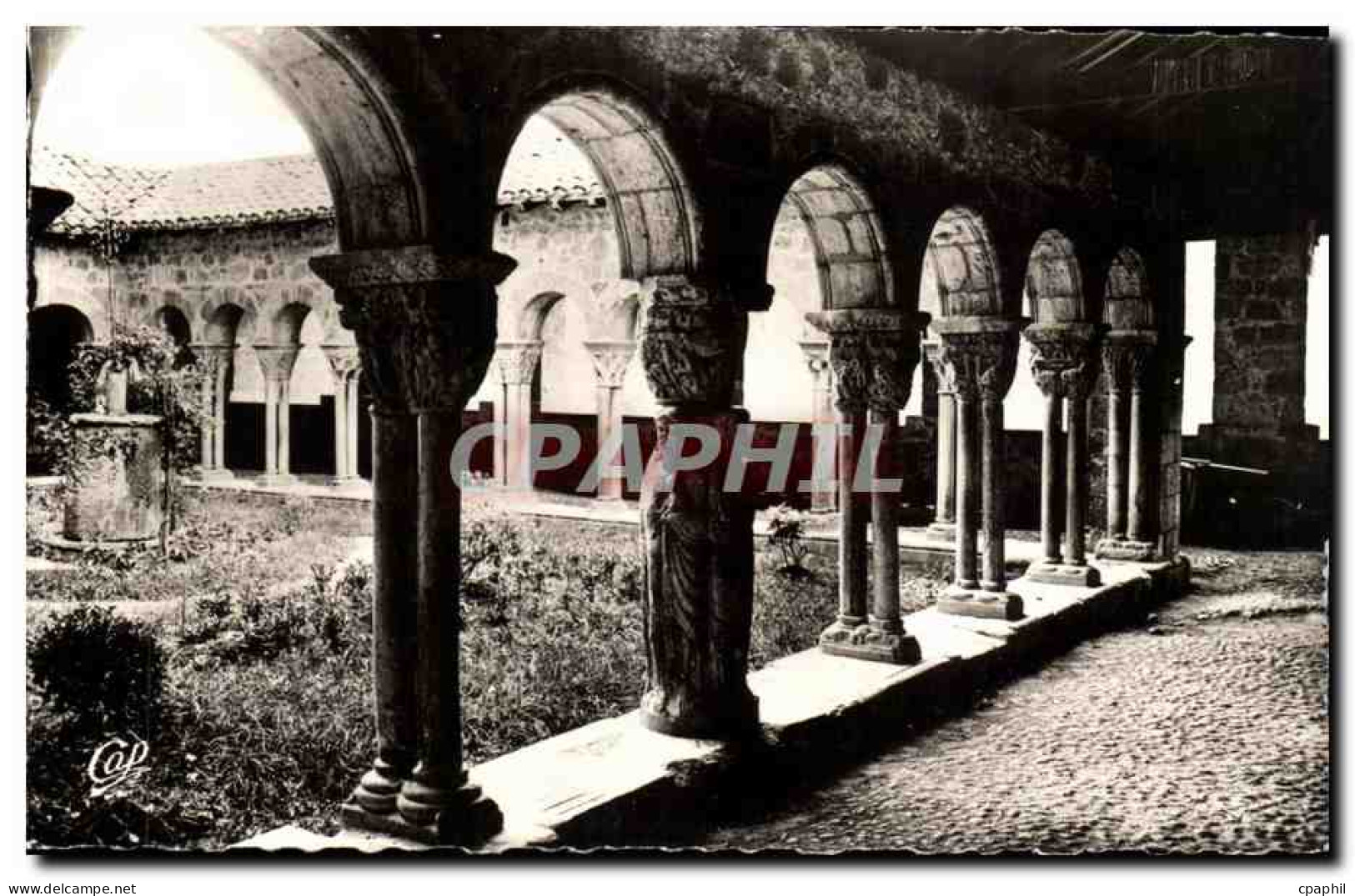 Saint Bertrand de Comminges CPA La cathedrale Cloitre