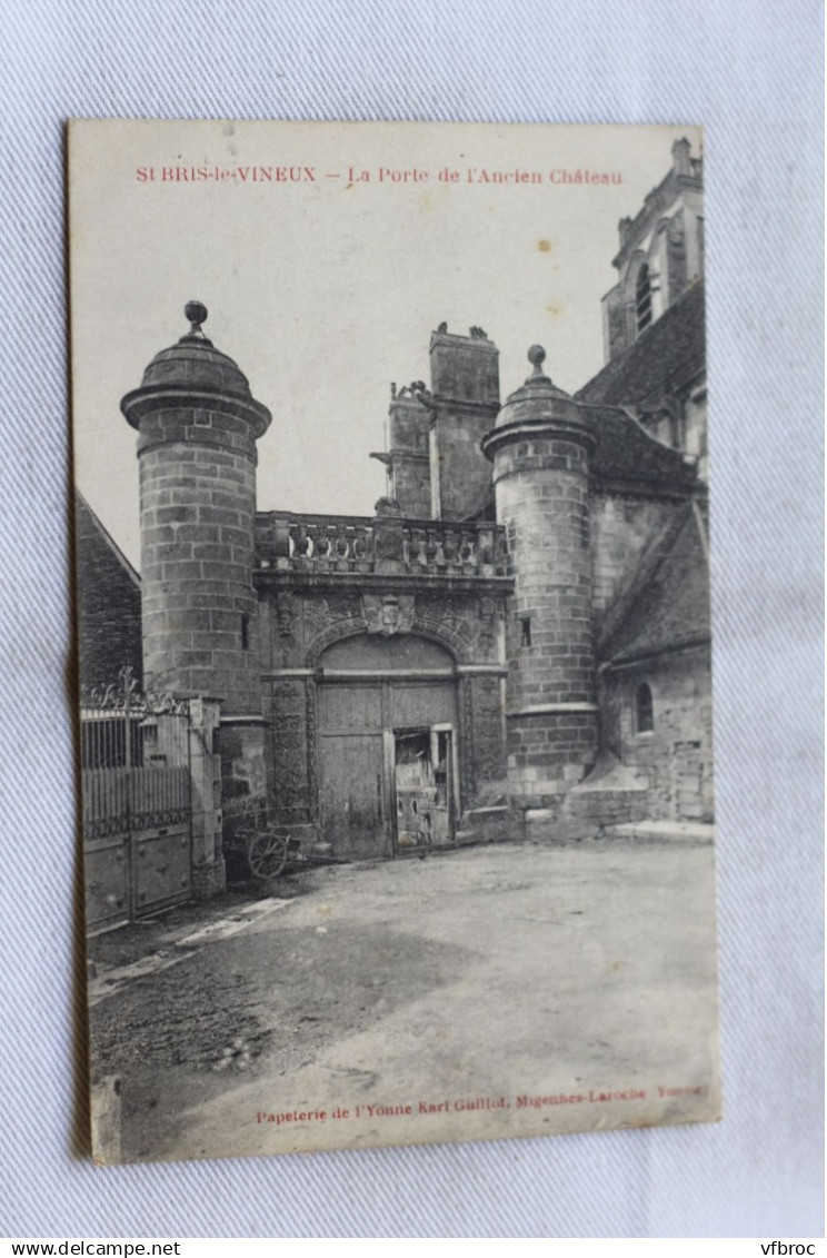 Saint Bris le Vineux, la porte de l'ancien château, Yonne 89