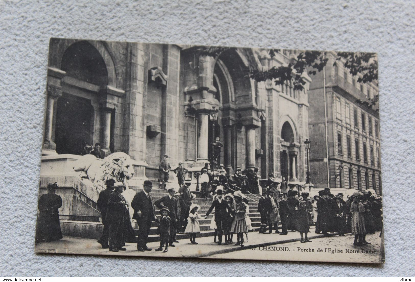 Saint Chamond, porche de l'église Notre Dame, Loire 42