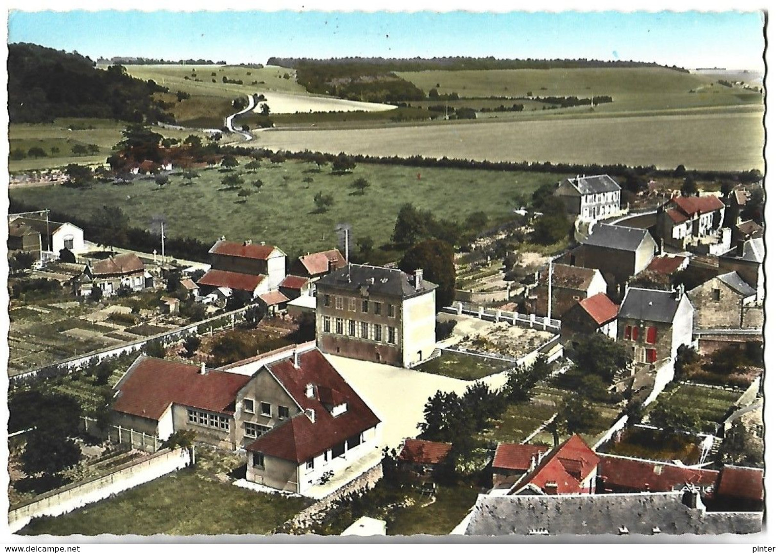 SAINT CLAIR SUR EPTE - Le Groupe Scolaire