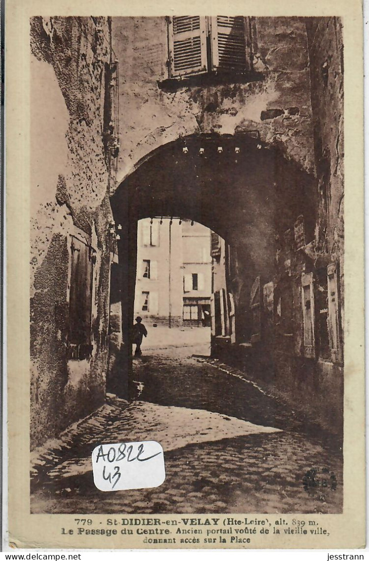 SAINT-DIDIER-EN-VELAY- LE PASSAGE DU CENTRE