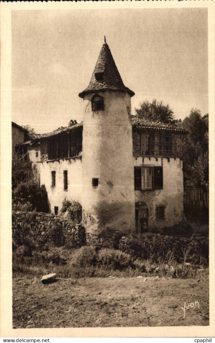 Saint Flour - Vieille Maison Auvergnate - CPA