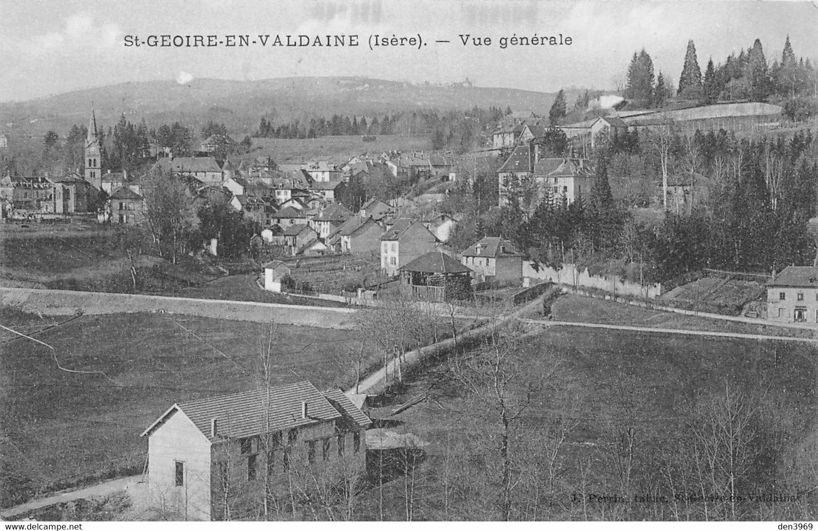 SAINT-GEOIRE-en-VALDAINE (Isère) - Vue générale