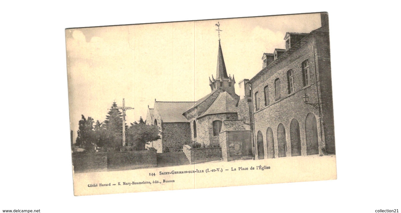 SAINT GERMAIN SUR ILLE .... LA PLACE DE L EGLISE