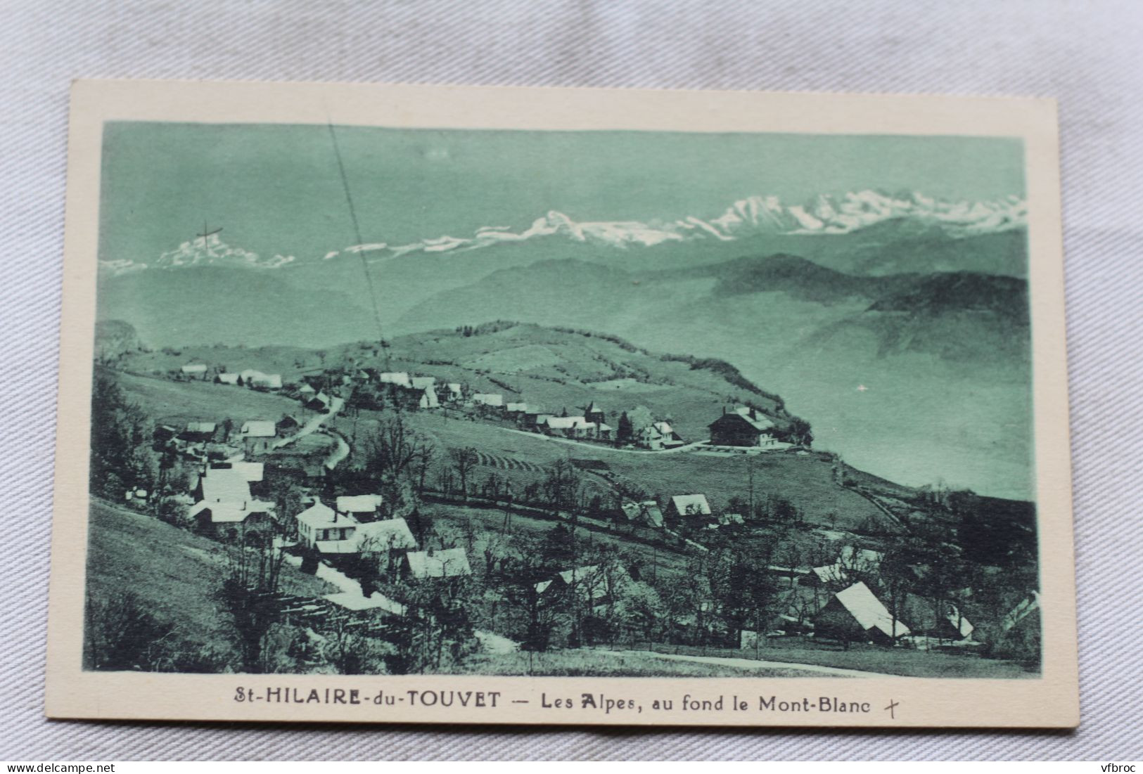 Saint Hilaire du Touvet, les Alpes, au fond le Mont Blanc, Isère 38