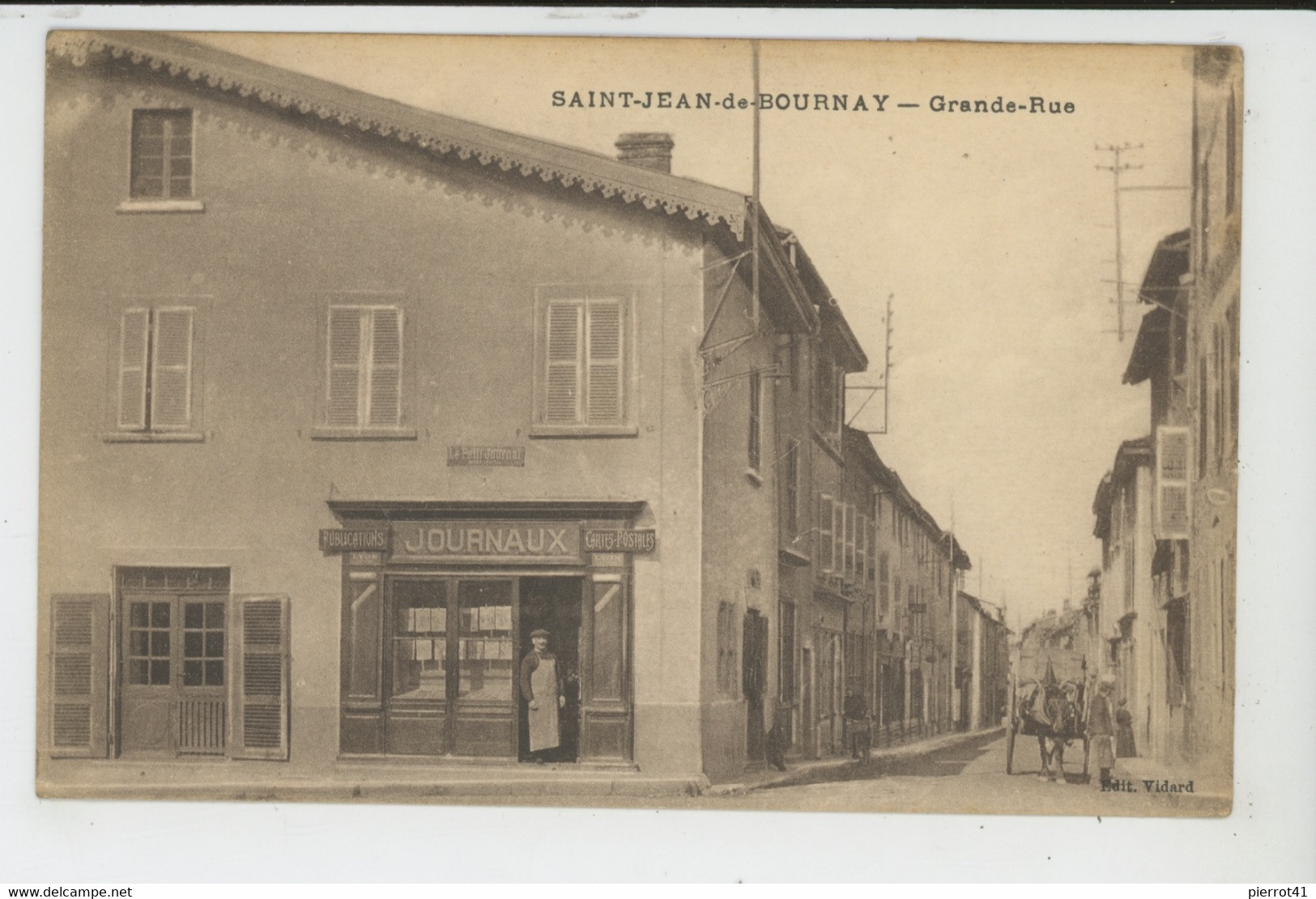 SAINT JEAN DE BOURNAY - Grande Rue
