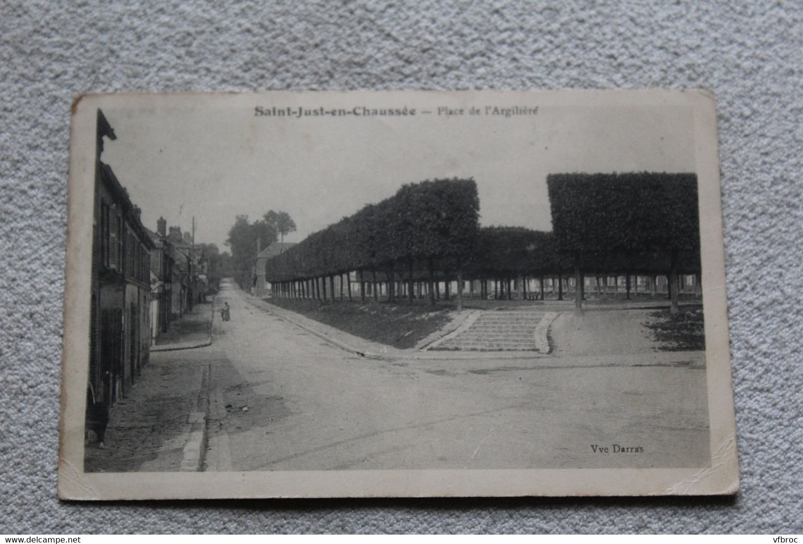 Saint Just en Chaussée, place de l'Argilière, Oise 60
