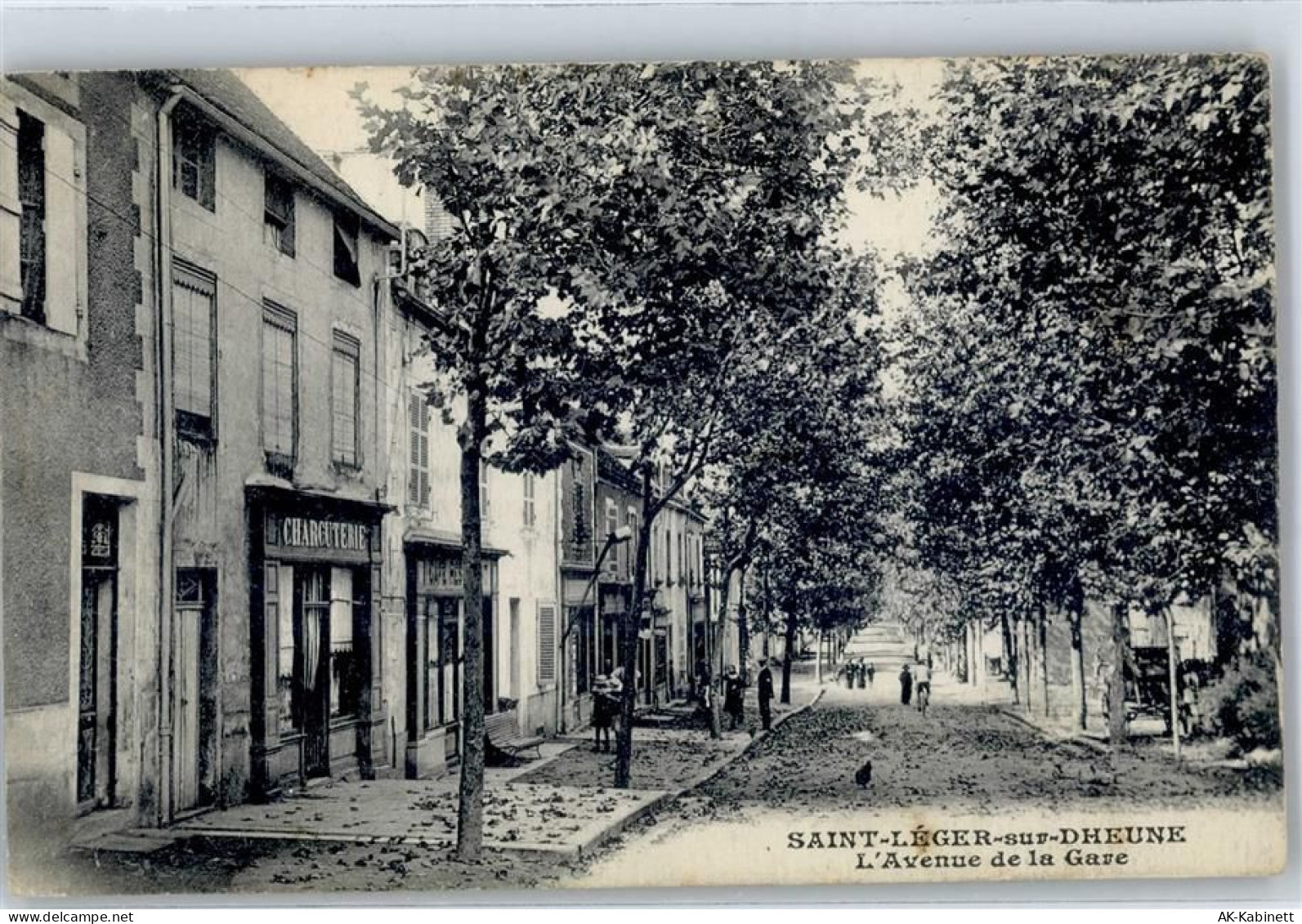 Saint-Léger - L Avenue de la Grare - 51398273