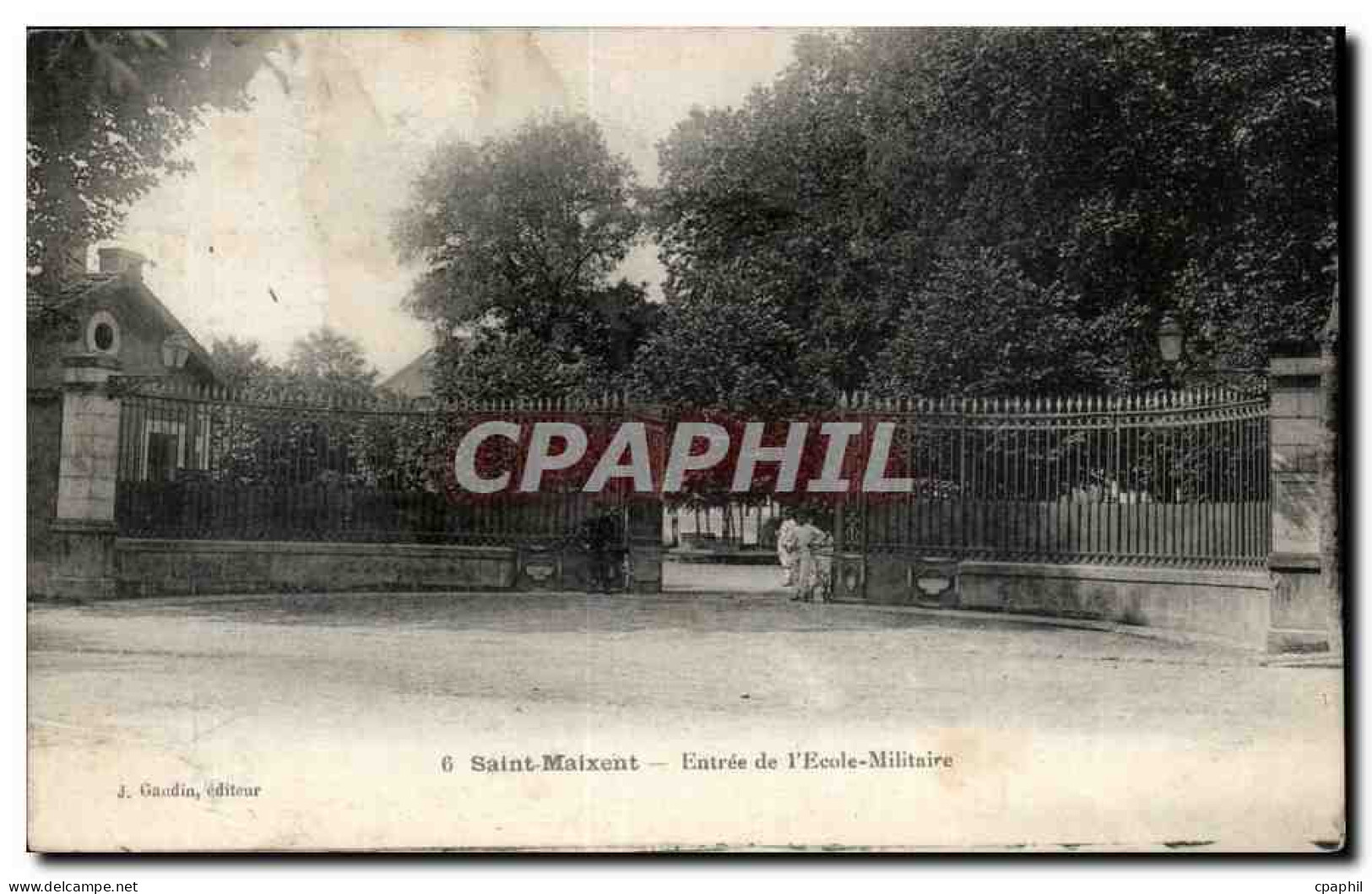 Saint Maixent CPA Entree de l'ecole militaire