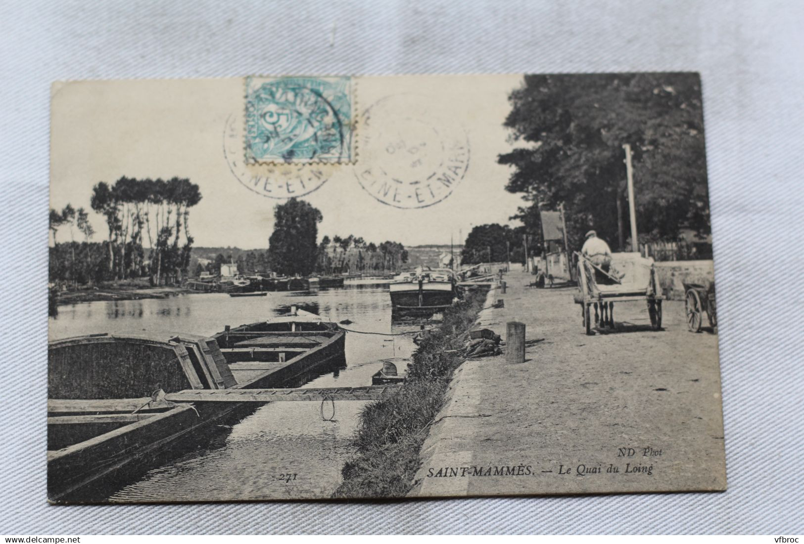 Saint Mammes, le quai du Loing, Seine et Marne 77