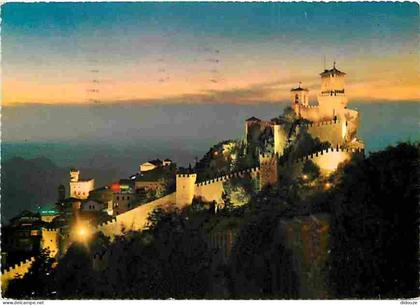 Carte Postale - Saint Marin - Première Tour la Nuit - CPM - Voir Scans Recto-Verso - Poscard - Carta Postal -  Postkarte