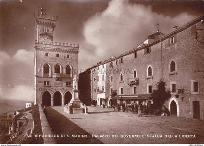REPUBBLICA DI S. MARINO - Palazzo del Governo e Statua della Libertà