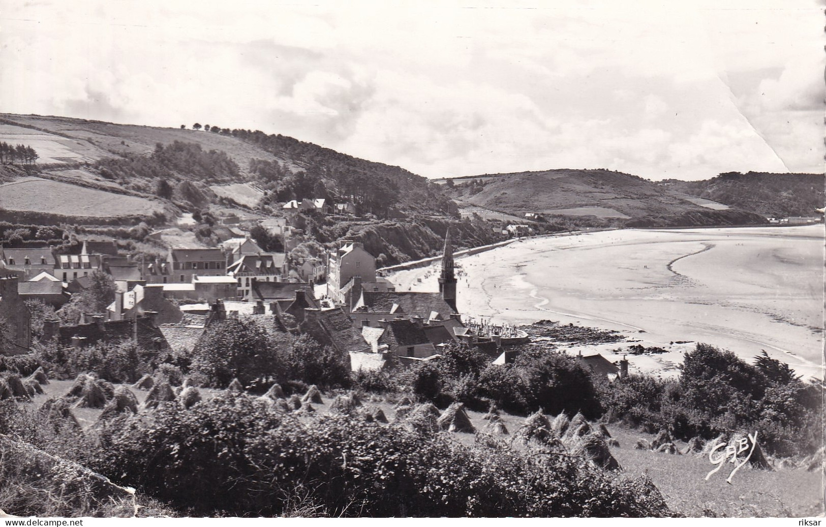 SAINT MICHEL EN GREVE