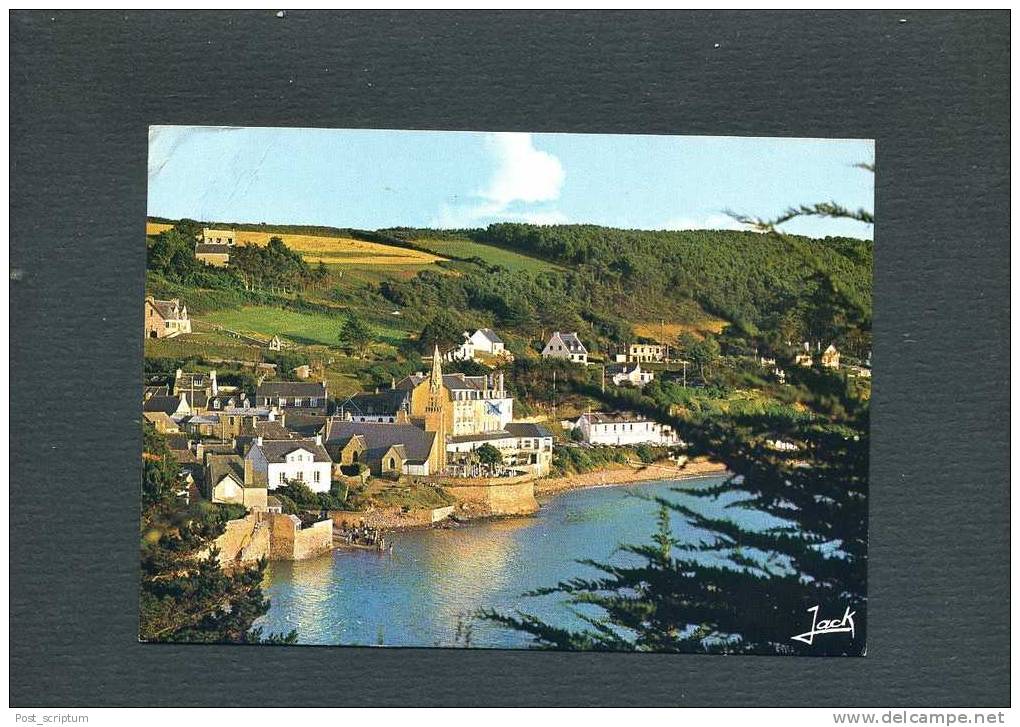 Saint Michel en Grève - L'église