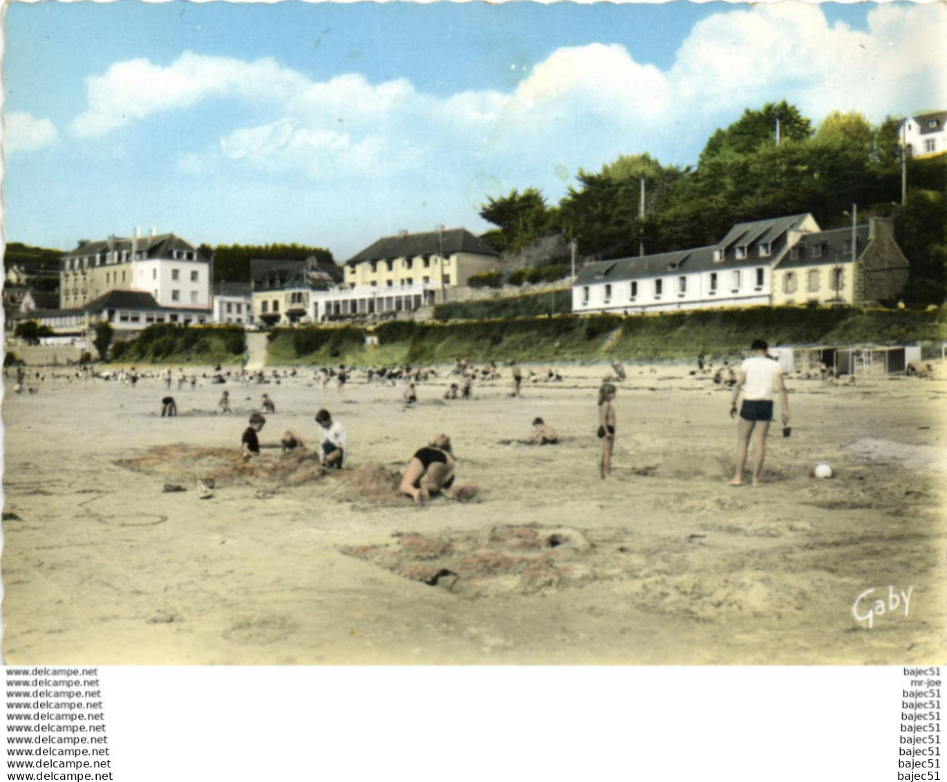 Saint Michel en Grève - la plage