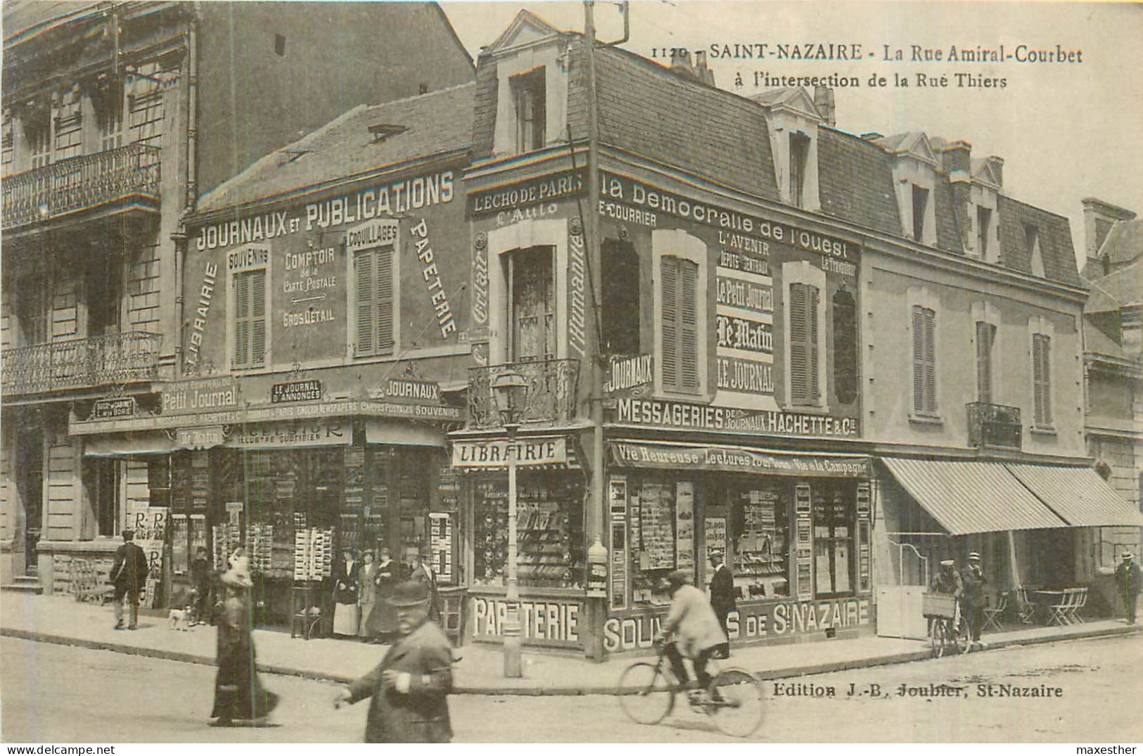 SAINT NABORD la rue Amiral Courbet