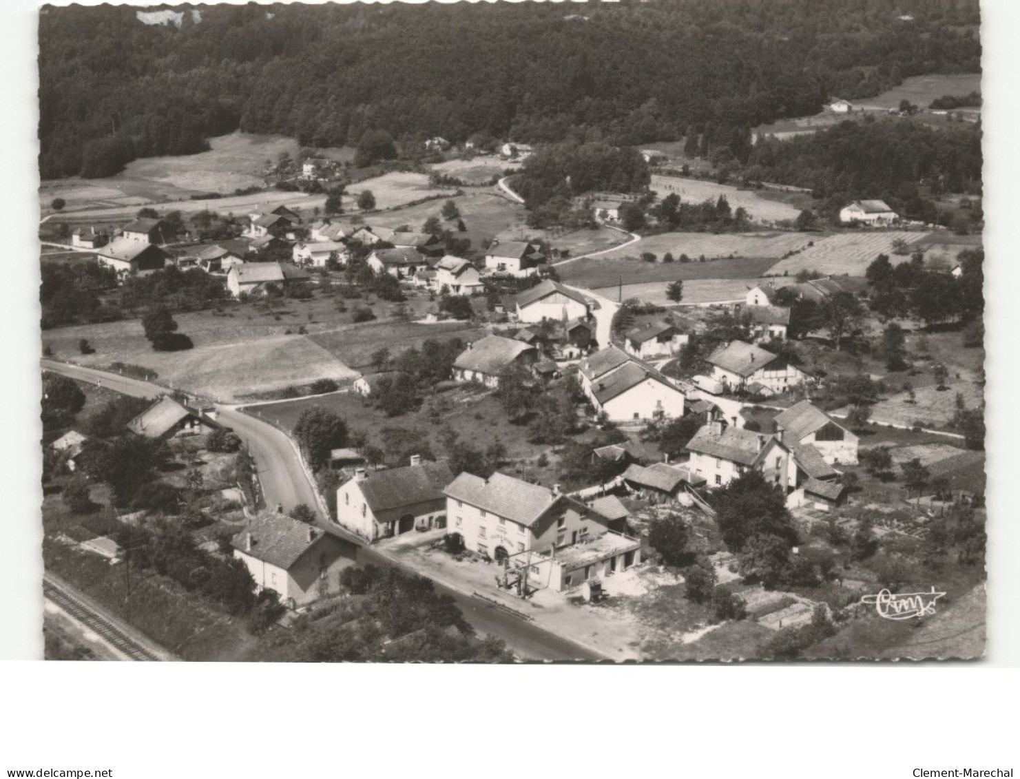 SAINT-NABORD: vue aérienne 10x15 - très bon état