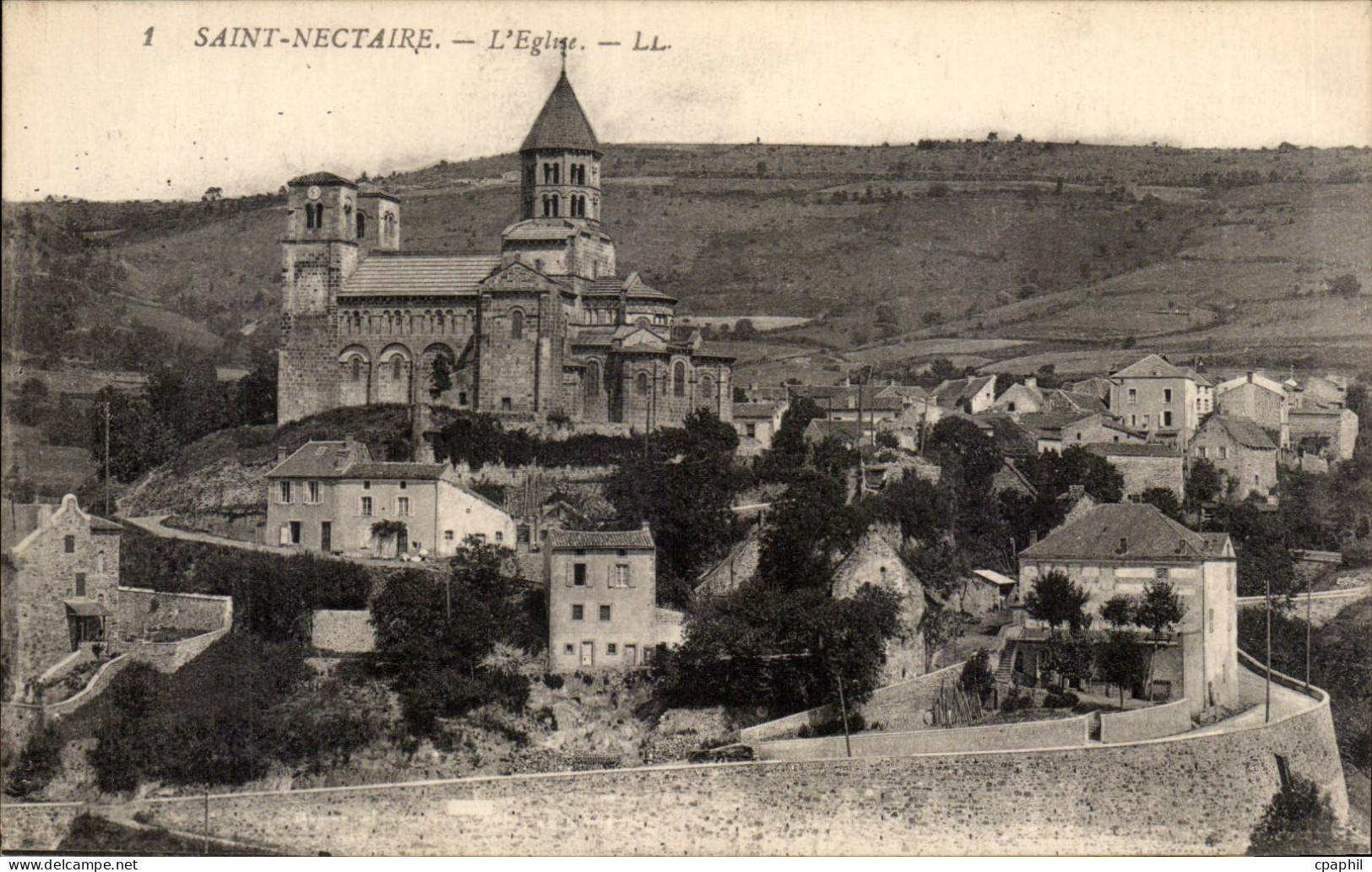 Saint Nectaire - L'Eglise CPA
