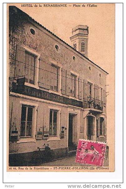 SAINT PIERRE D'OLERON - HOTEL DE LA RENAISSANCE - place de l'église