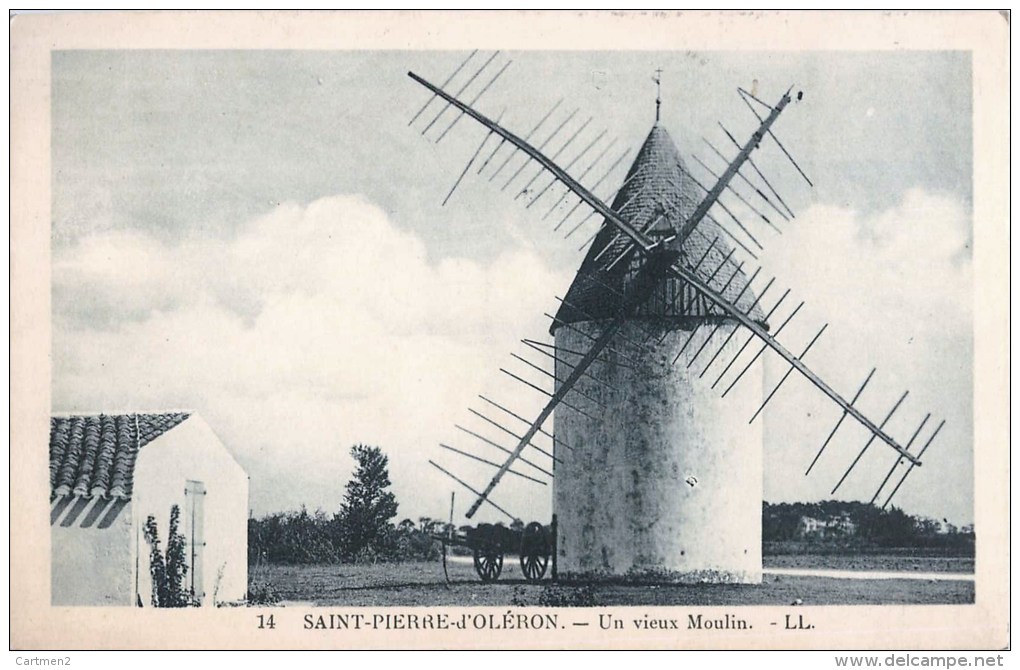 SAINT-PIERRE-D'OLERON UN VIEUX MOULIN 17