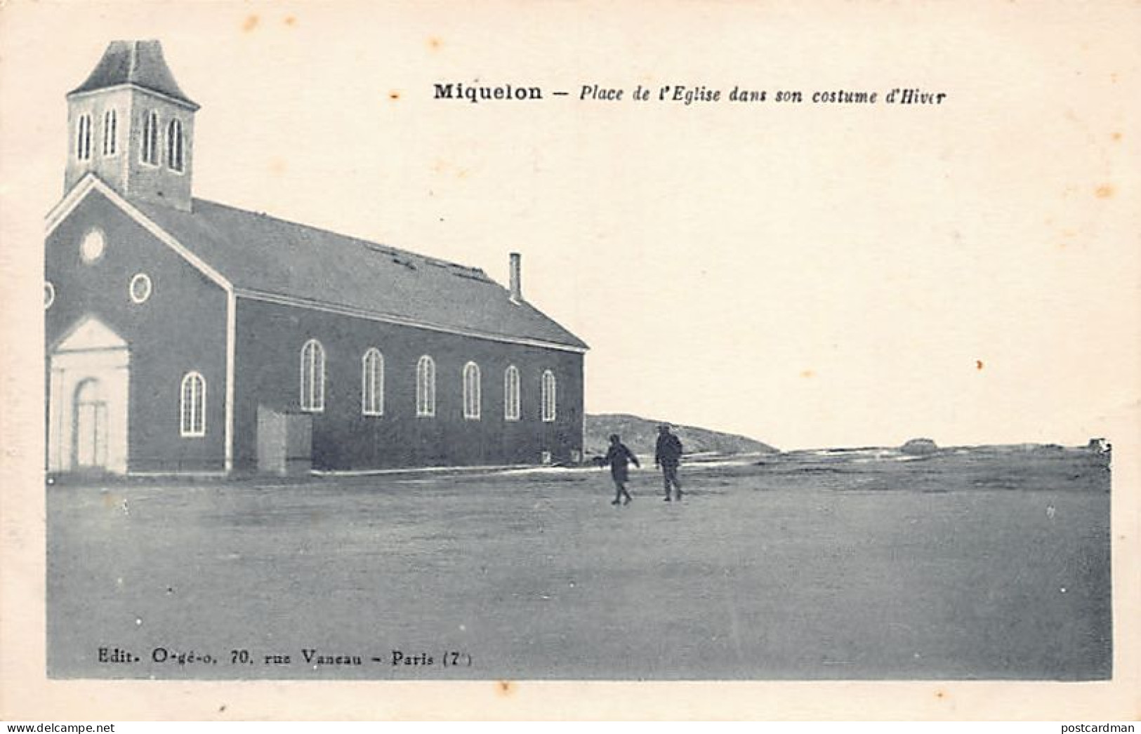 Saint-Pierre-et-Miquelon - MIQUELON - Place de l'église dans un costume d'hiver - Ed. O-gé-o