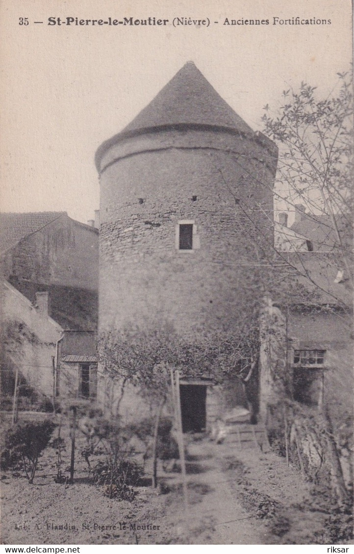 SAINT PIERRE LE MOUTIER
