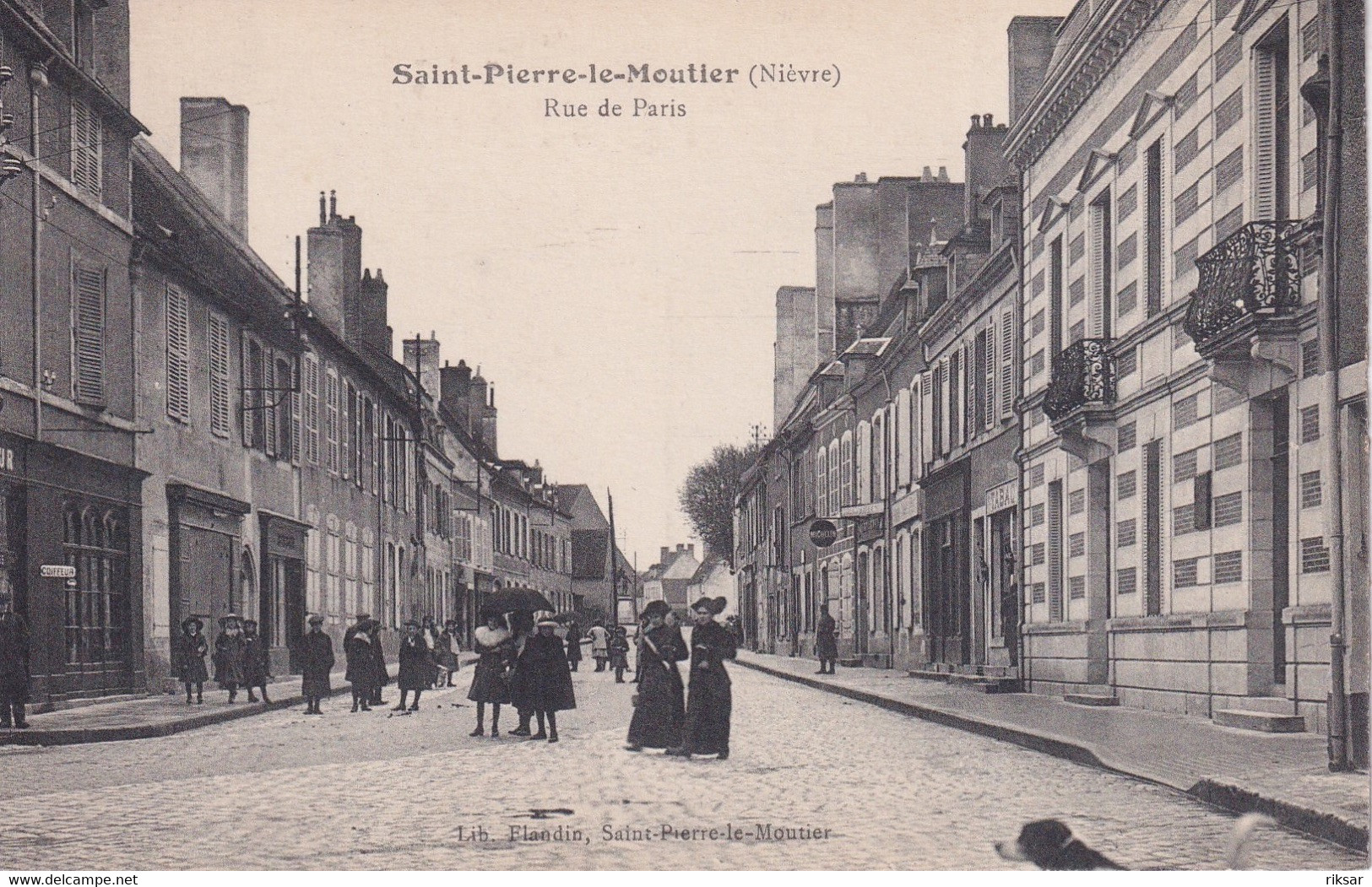 SAINT PIERRE LE MOUTIER
