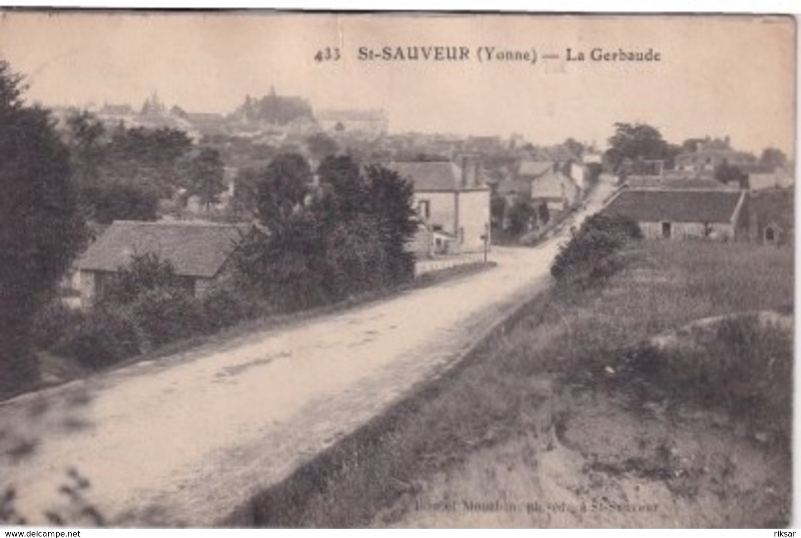 SAINT SAUVEUR EN PUISAYE