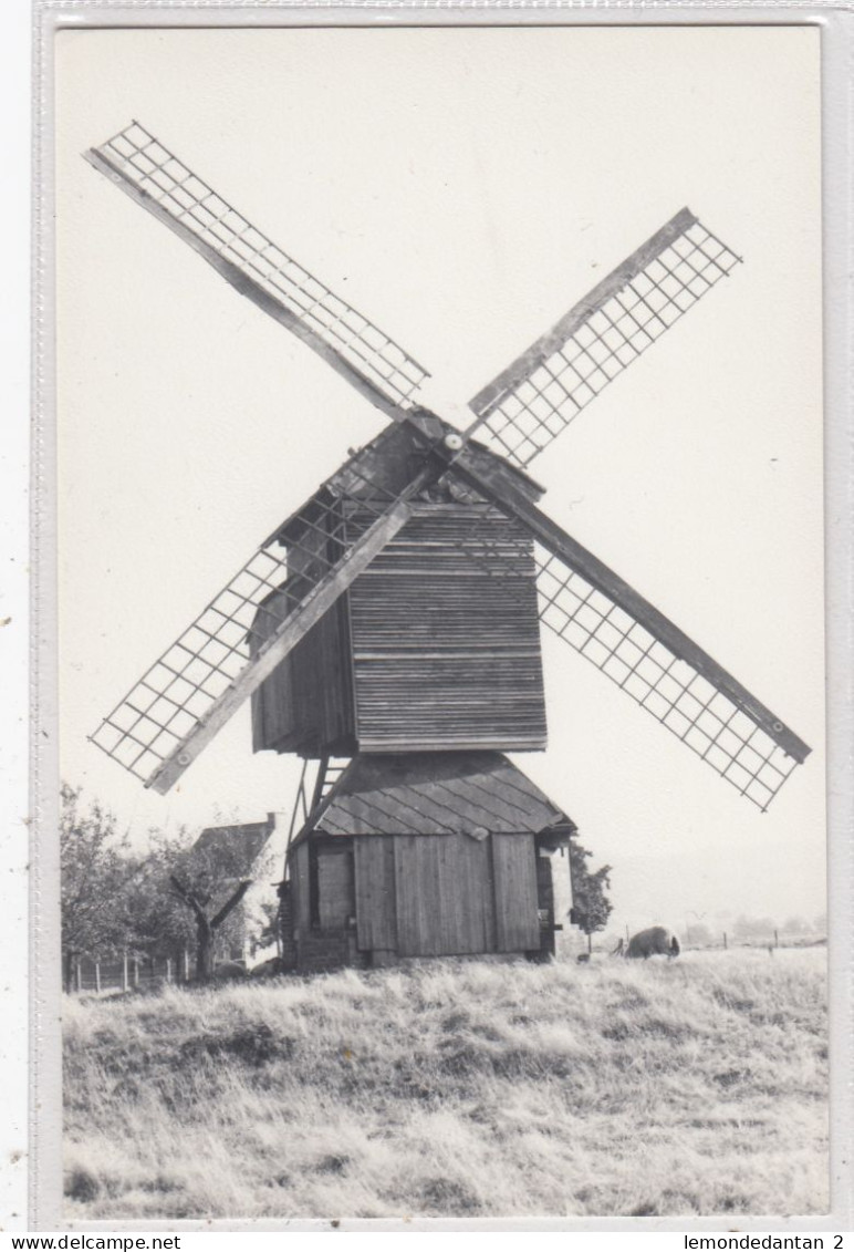 Saint-Sauveur. Moulin Valentin. *