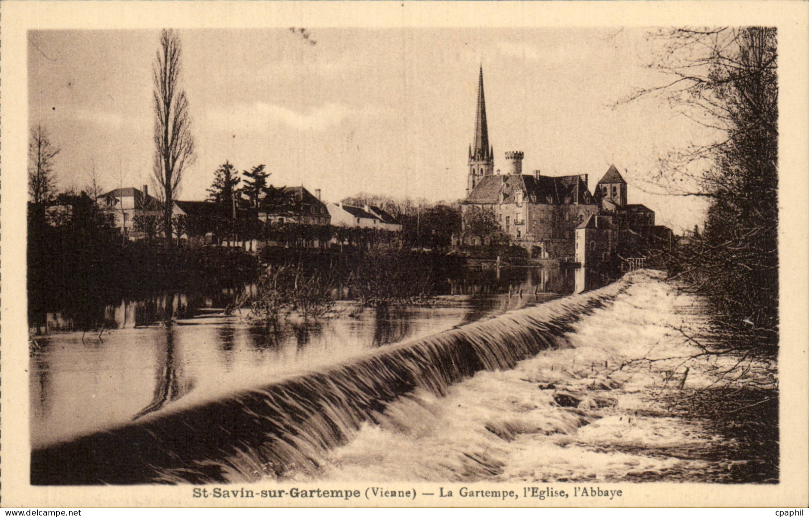Saint Savin sur Gartempe - L'Eglise - L'Abbaye - CPA