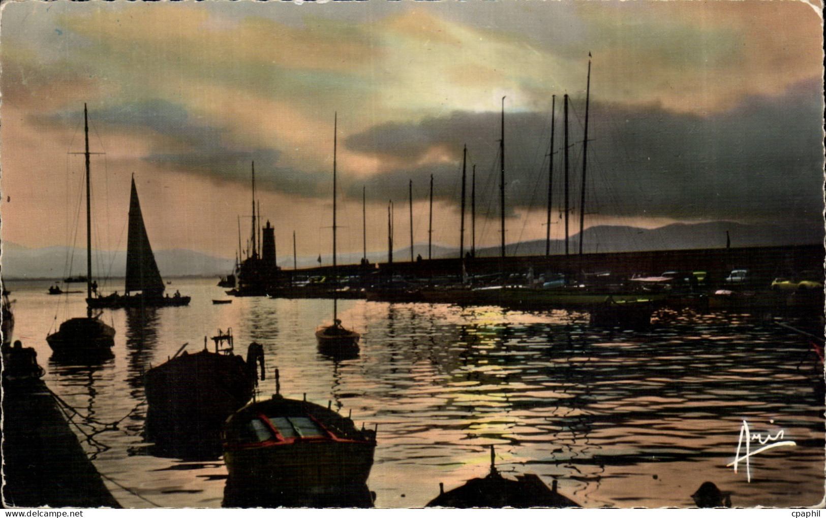 Saint TRopez CPA Crepuscule dans le port