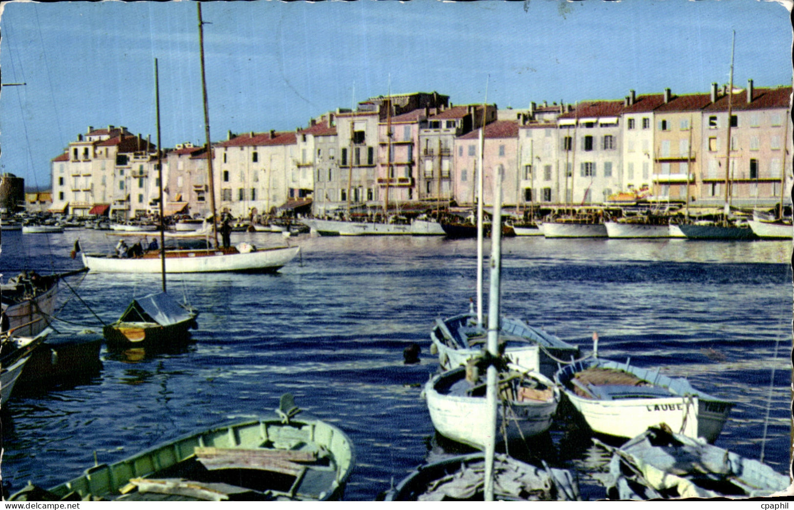 Saint Tropez - Le Quai Jean Jaures et la Vieille Tour - CPA