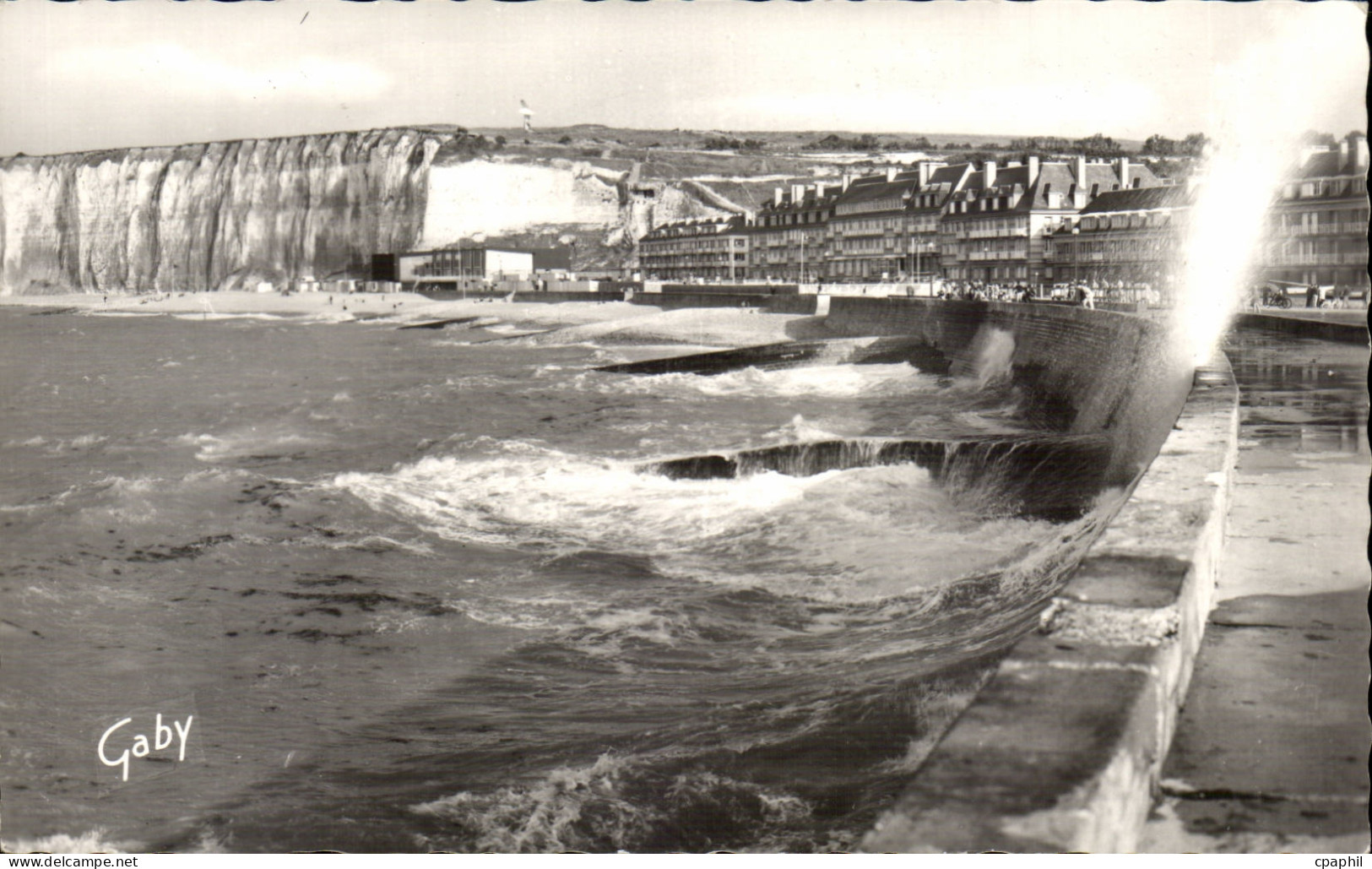 Saint Valery en Caux - Effet de Vague - CPA