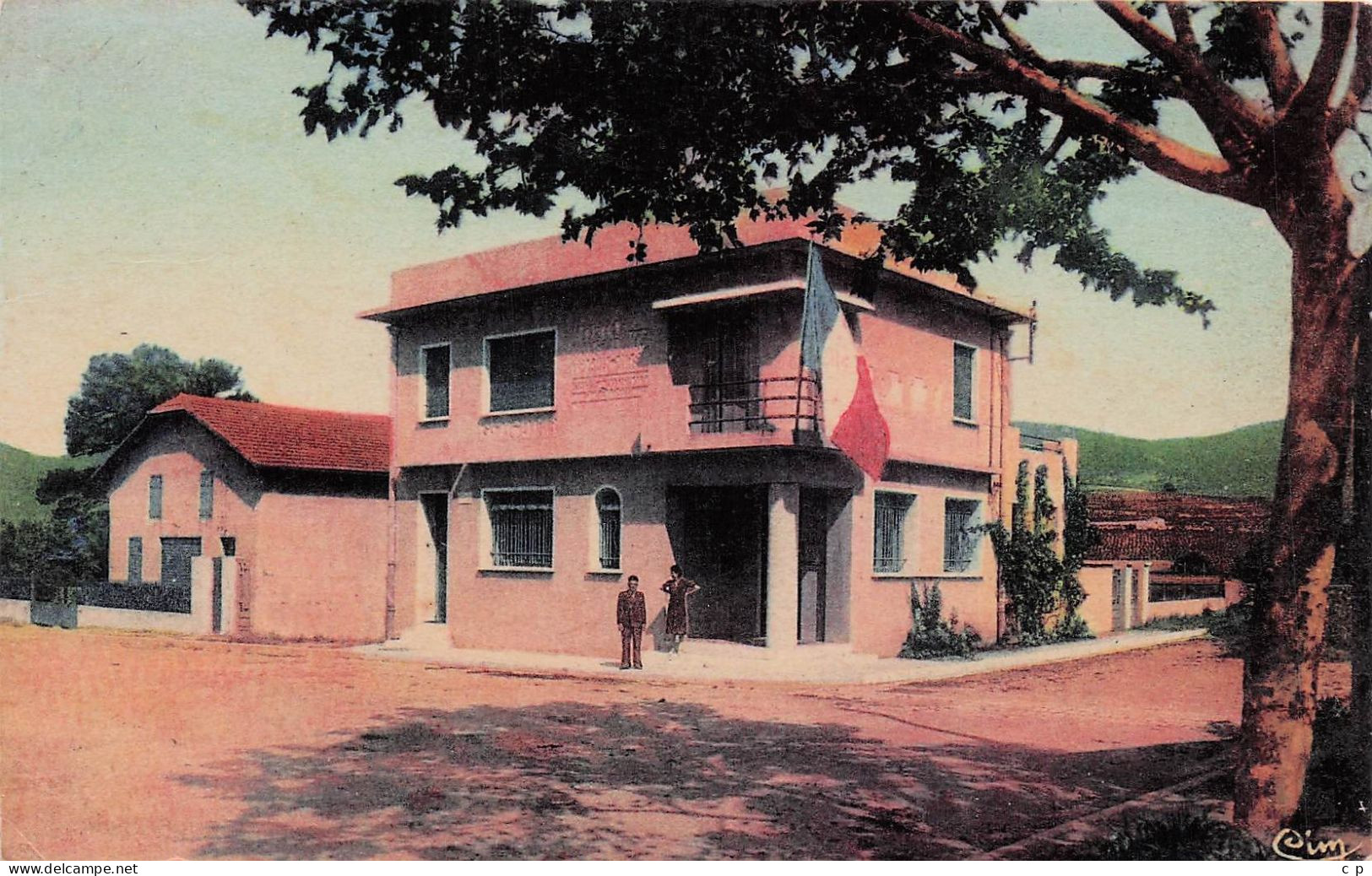 Saint Zacharie - la Poste   - CPA °J