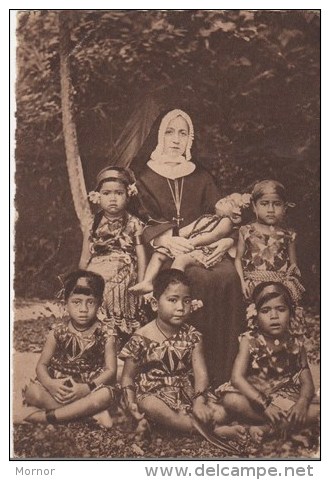 ILES SAMOA MISSIONS MARISTES D'OCEANIE SOEURS ENFANTS