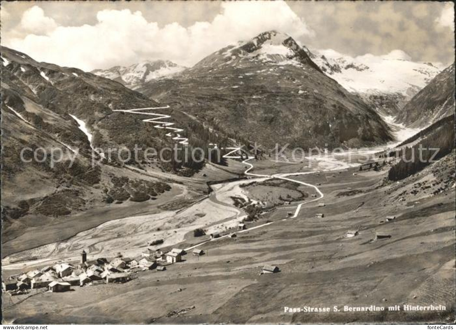 San Bernardino GR Pass Strasse San Bernardino mit Hinterrhein