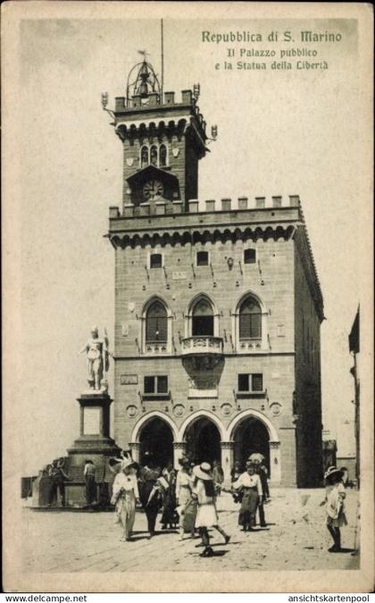 CPA San Marino, Il Palazzo pubblico e la statua della Liberta