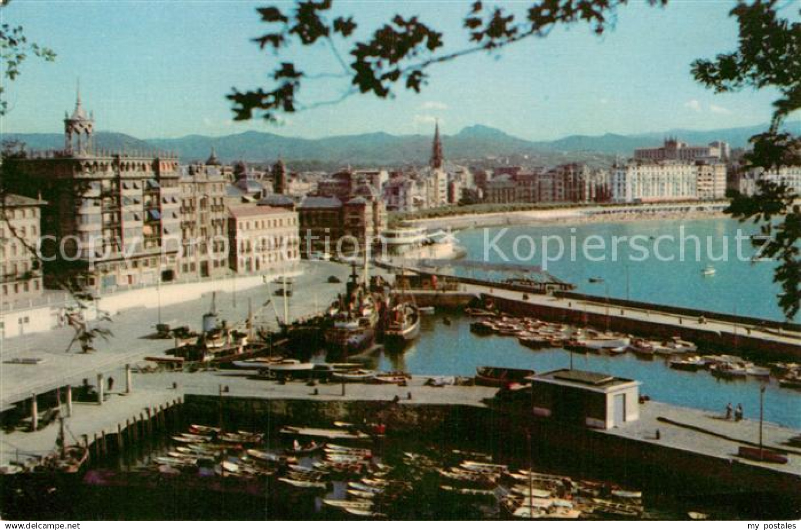San Sebastian  Pais Vasco ES Puerto y bahia