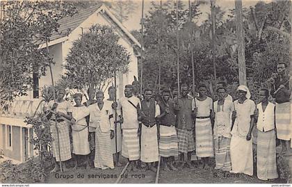 São Tomé e Príncipe - Grupo de serviçaes de roça - Ed. Governo de S. Tomé e Principe