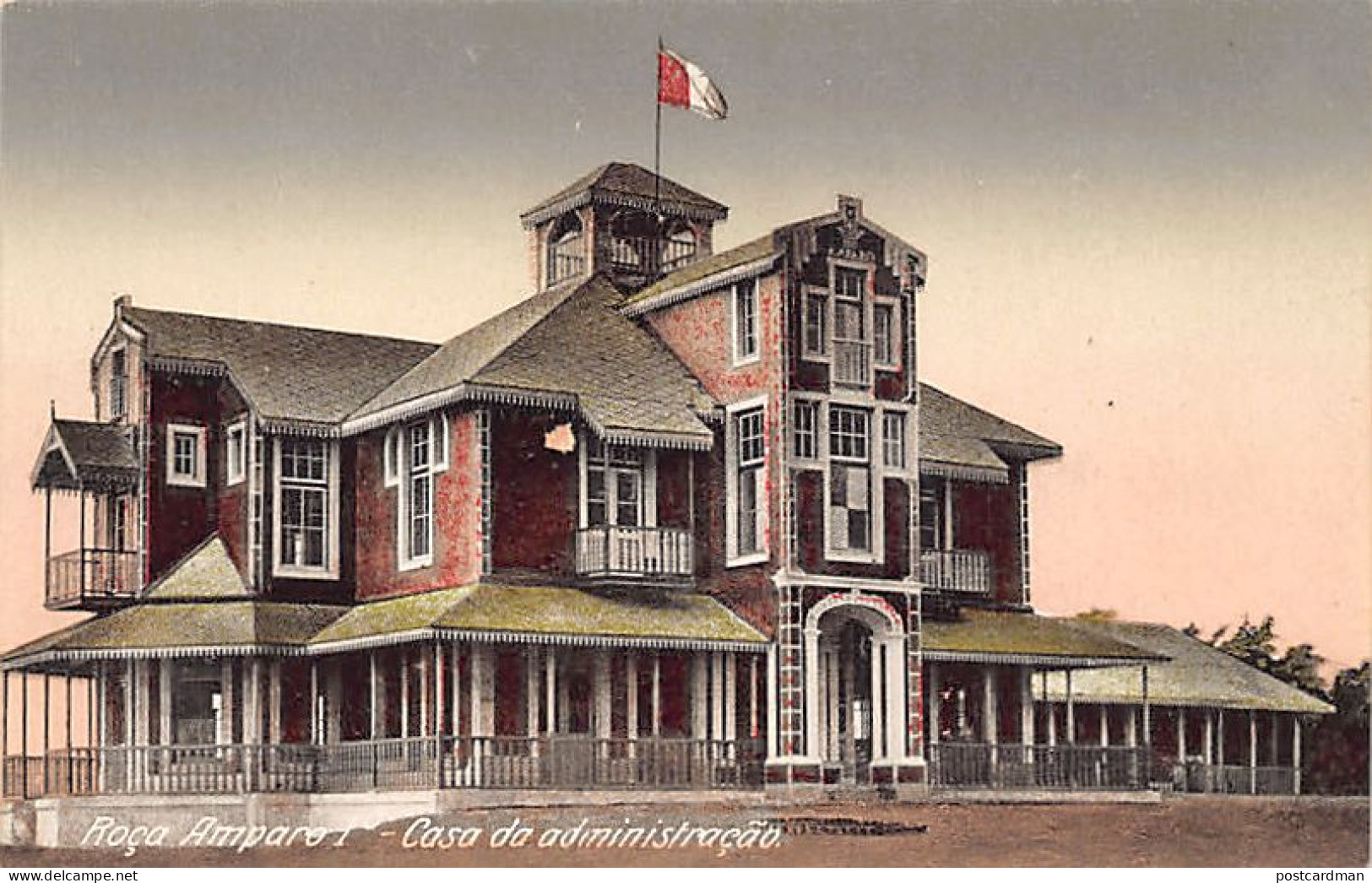 São Tomé e Príncipe - Roça Amparo I - Casa da administração - Ed. Auspicio Menezes
