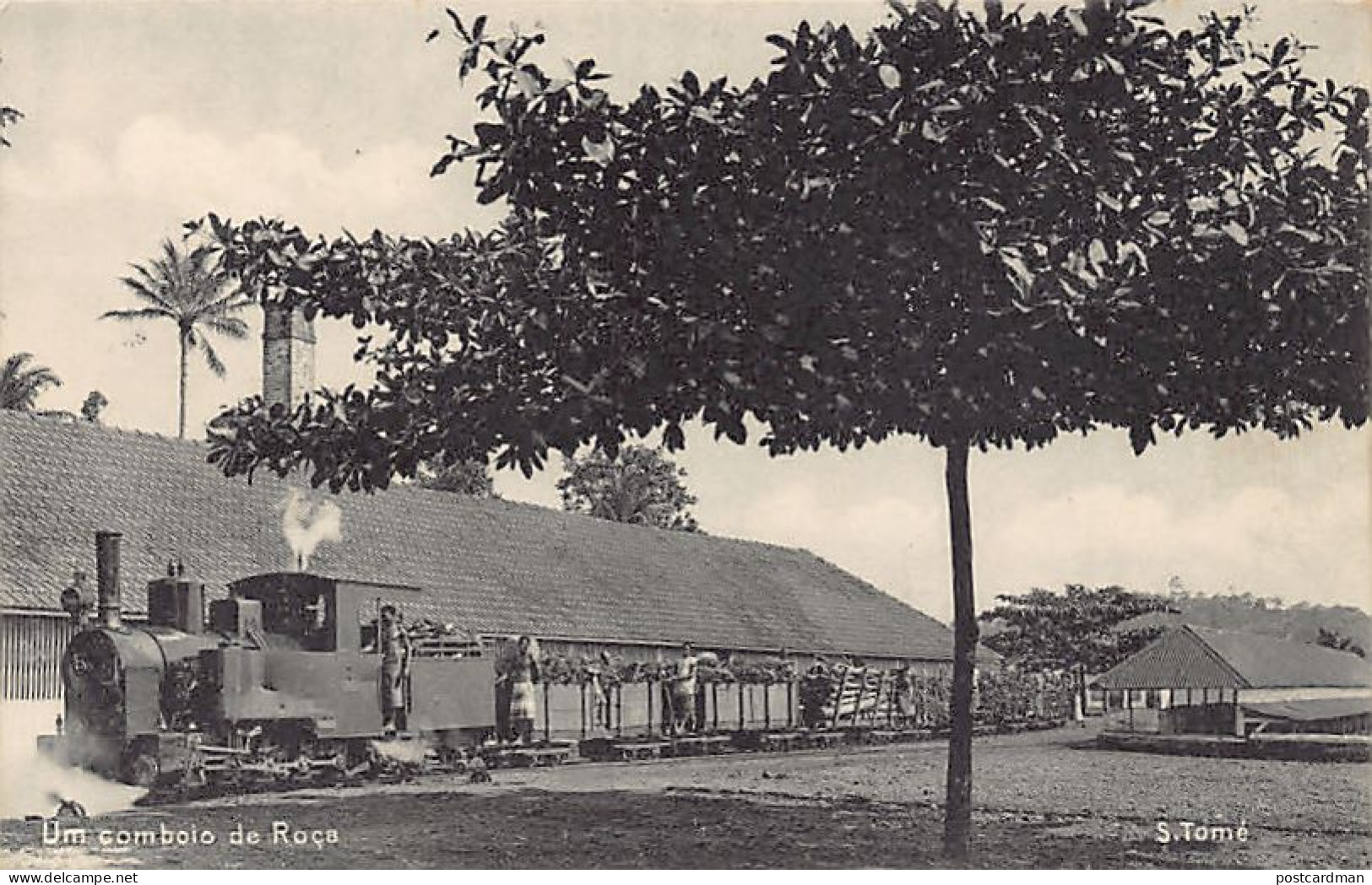 São Tomé & Príncipe - Train (narrow gauge, Decauville ?) used on a farm - Publ. Governo.