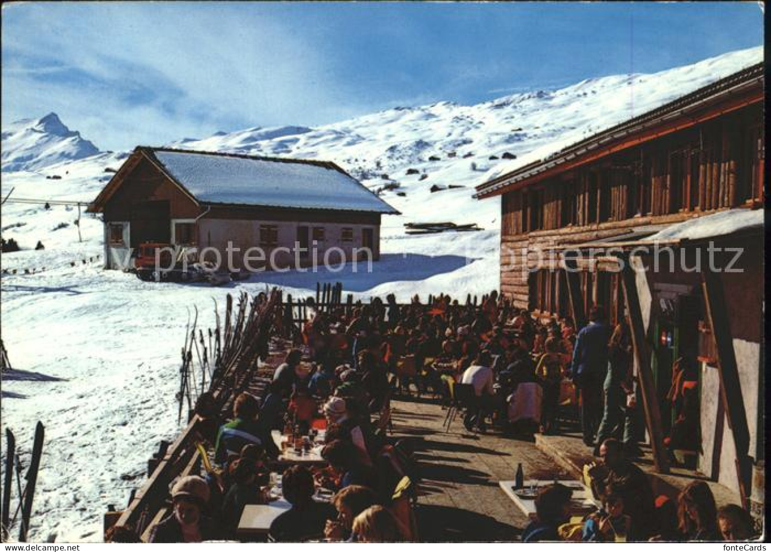 Sarn Hinterrhein Skigebiet Sarn Heinzenberg Berghaus Dultschinas