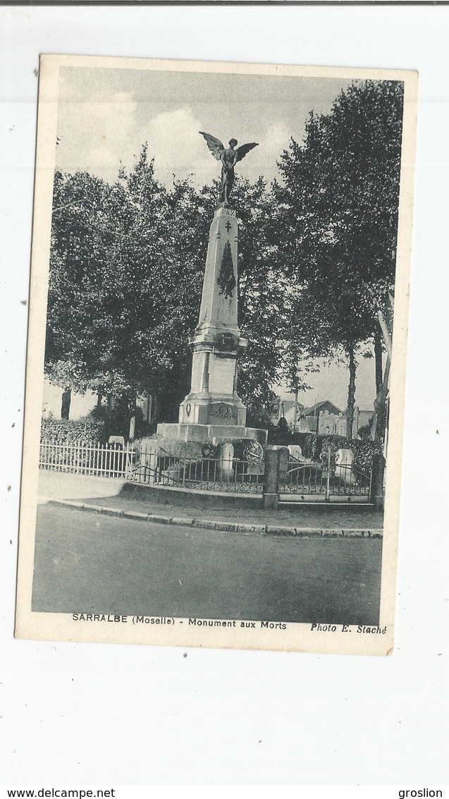 SARRALBE (MOSELLE) MONUMENT AUX MORTS