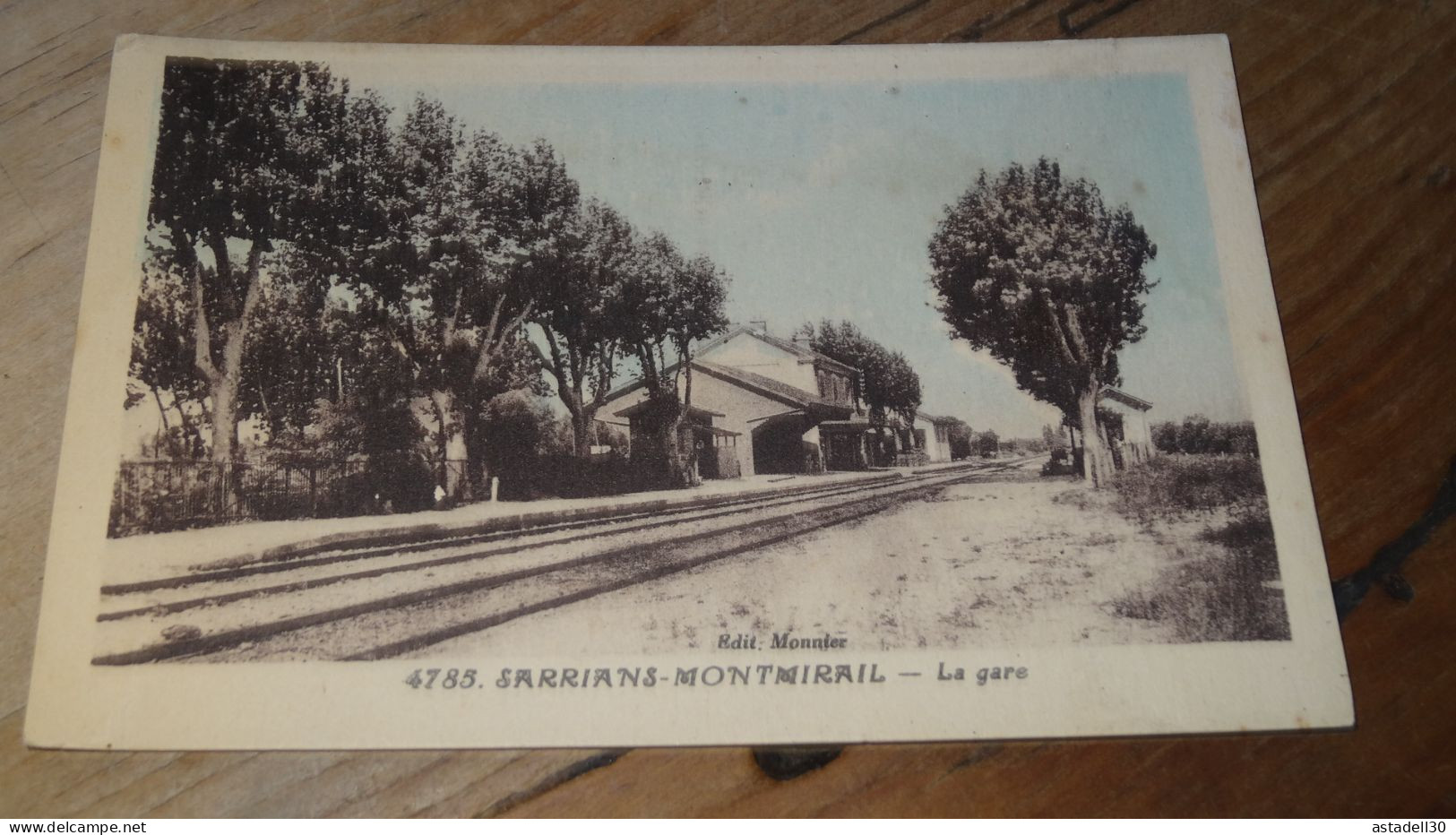 SARRIANS MONTMIRAIL , la gare .......................... 24364